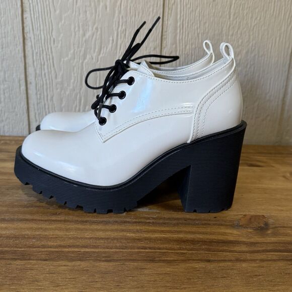 NWOT Arizona Jean Company White Chunky Lace Up Heel Block Shoes, Size‎ 6.5M Y2K - Picture 3 of 9